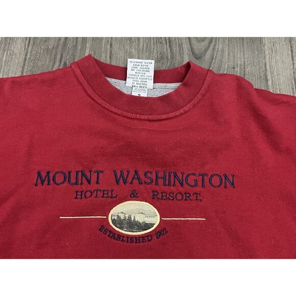 Vintage Mt Washington Hotel Resort Sweatshirt Red Small 90s Embroidered NH - Picture 3 of 7